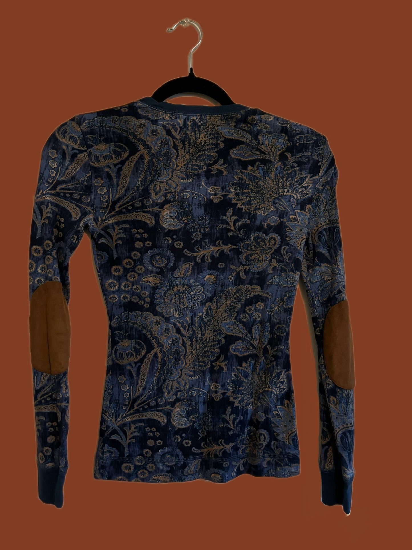 Fitted long sleeve top(XS)