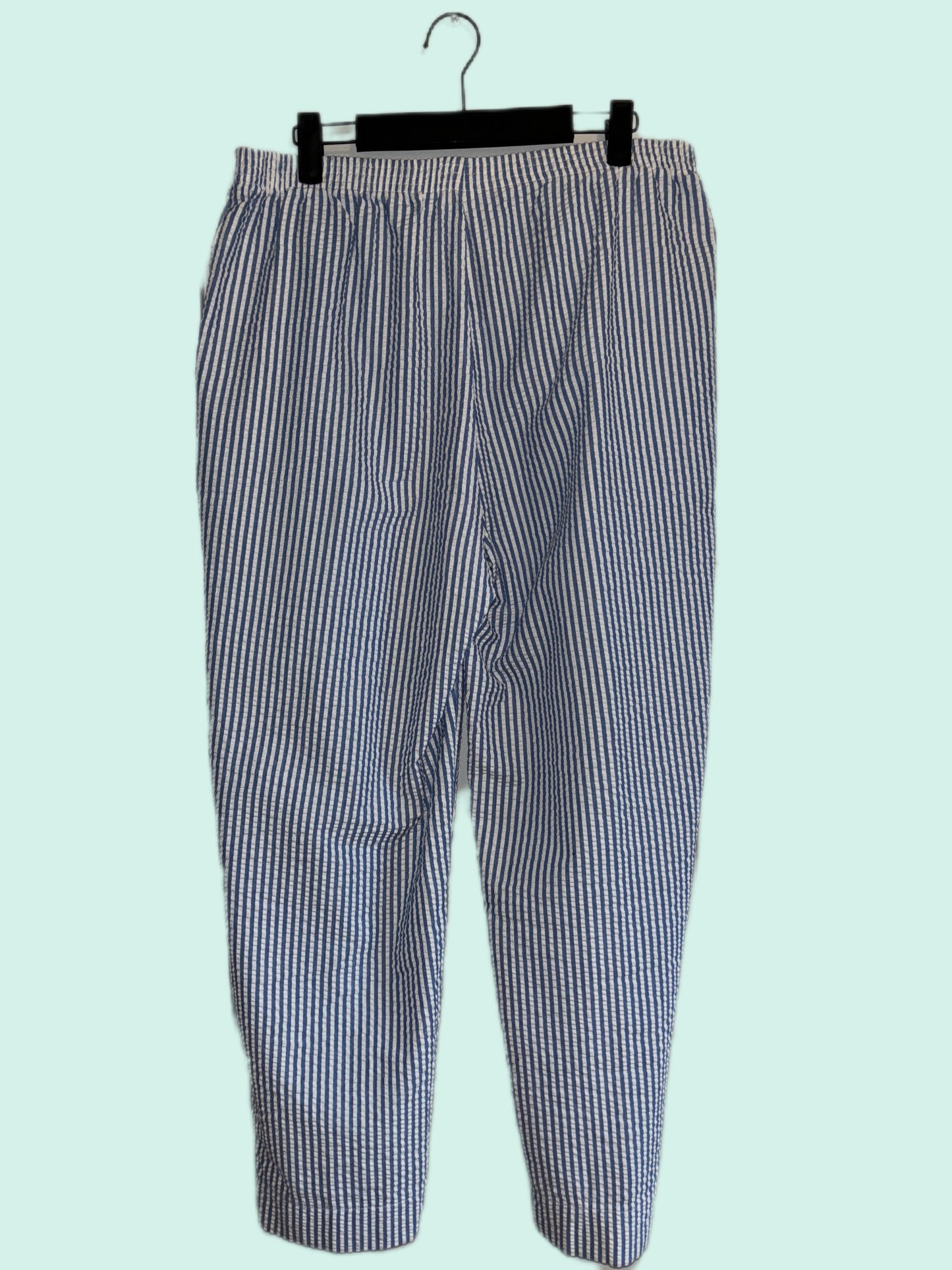 Stripped casual pants (M/L)